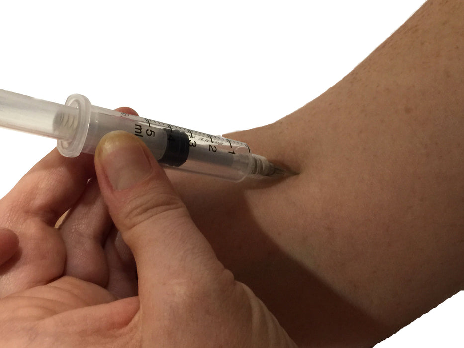 5ml Retractable Hypo Syringe Prop - Retractable Needle and Plunger - NO LIQUIDS - Prop Money Inc.